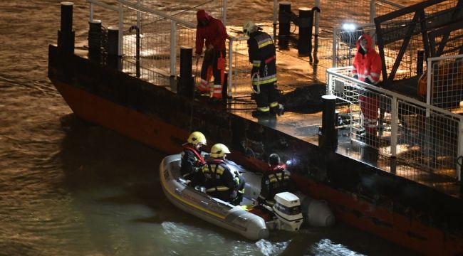 Tekne battı: 7 ölü, 21 kayıp