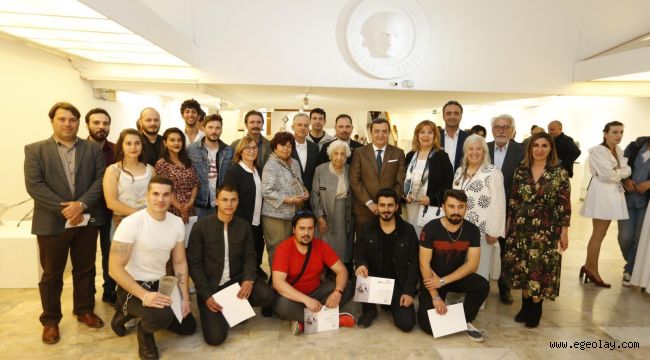 Turgut Pura Vakfı Heykel Sergisi Konak'ta