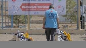Türkiye Diyanet Vakfından Cibuti'deki Yemenli mültecilere Ramazan yardımı