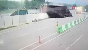 Tuzla'da hafriyat kamyonu dehşeti kamerada