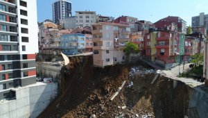 Yıkılan binaların enkaz alanı havadan görüntülendi