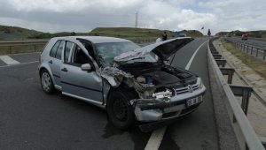 Yolcu minibüsü ile otomobil çarpıştı: 5 yaralı