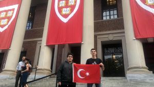 Bayraklılı Öğrenciler Harvard'ta Sunum Yaptı