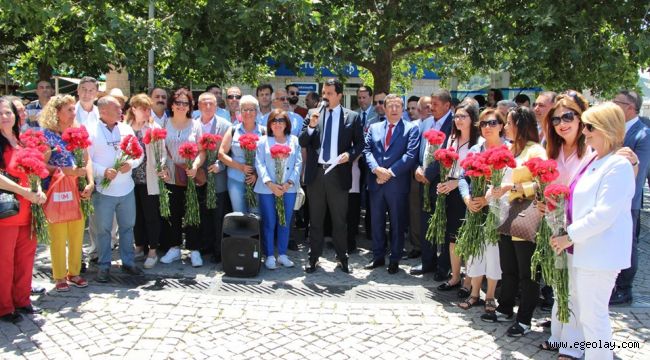 CHP Konak'tan Önce Uyarı Sonra Kutlama