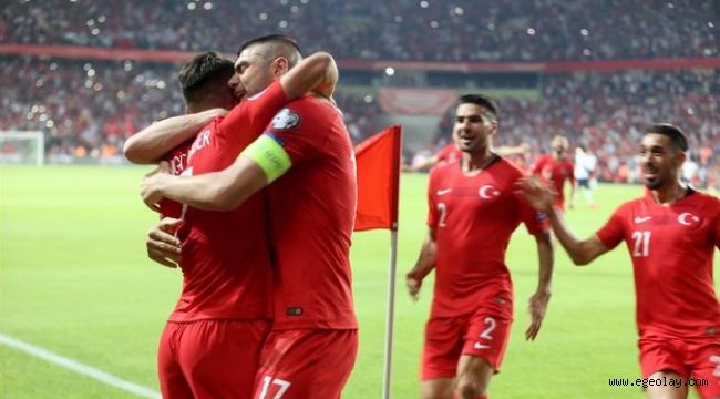 Dünya Şampiyonu Fransa'yı Devirdik