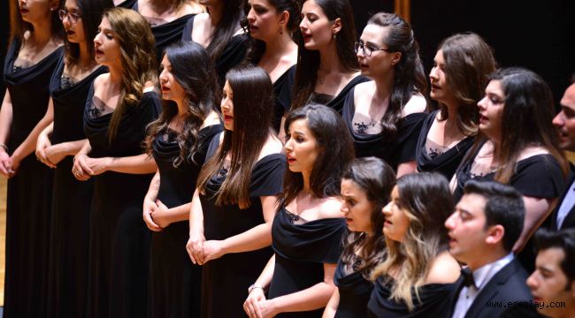 Festivalde Türk Müziği Gecesi
