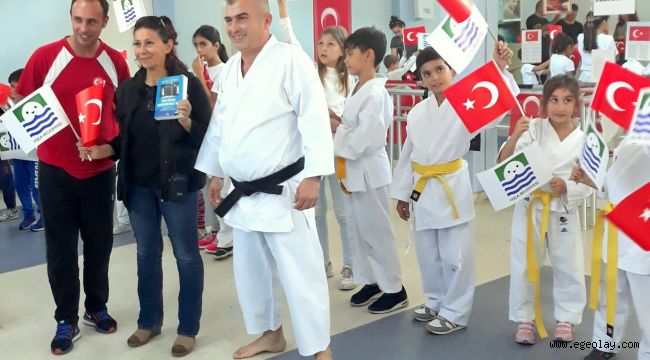Foça'lı karateciler'den 'Yaza Merhaba'