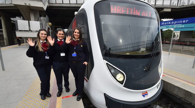 İzmir Metrosu 19 yılda '1 milyar' yolcu taşıdı
