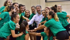 Başkan İduğ'dan voleybola davet