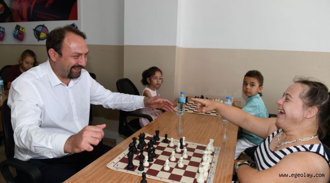 Çiğli Belediyesi Gençleri Satranç Masasında Buluşturuyor