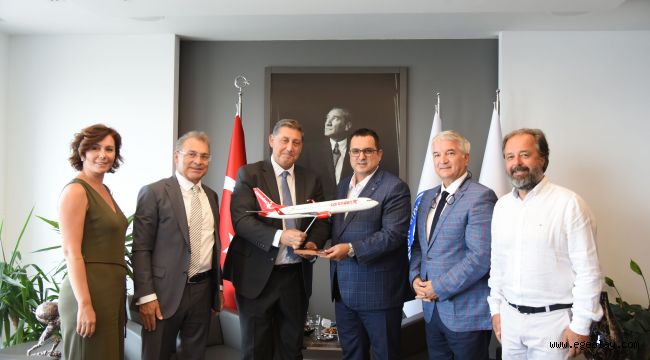 Hedef İzmir'den direkt uçuş sayısını artırmak