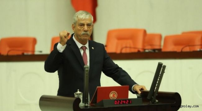 Kani Beko; Sendikal hak ve özgürlükler ders kitaplarında yer almalı