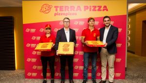 Pizza Pizza yeni dönemde Terra Pizza ismiyle 3 yılda 350 şubeye ulaşacak