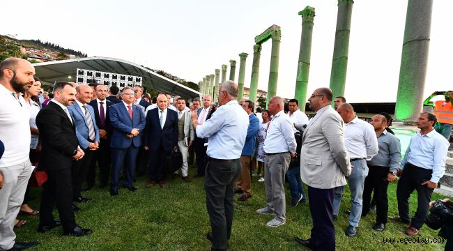 2 bin 300 yıllık Agora'da tarihi buluşma