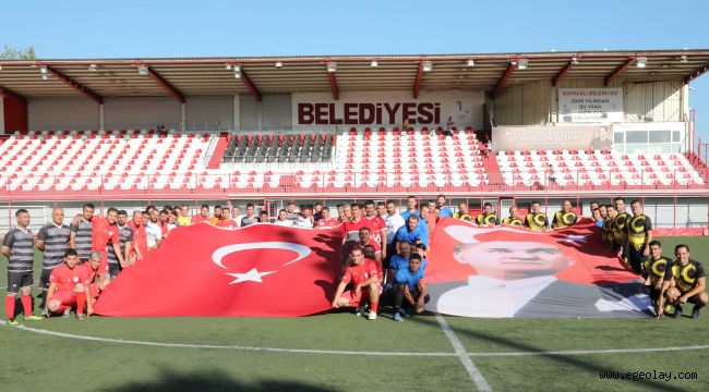 Bayraklı'da Futbol Turnuvası Başladı