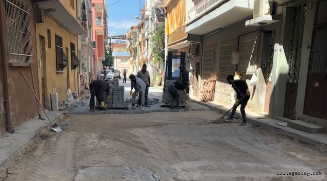 Bornova Belediyesi yolları yeniliyor