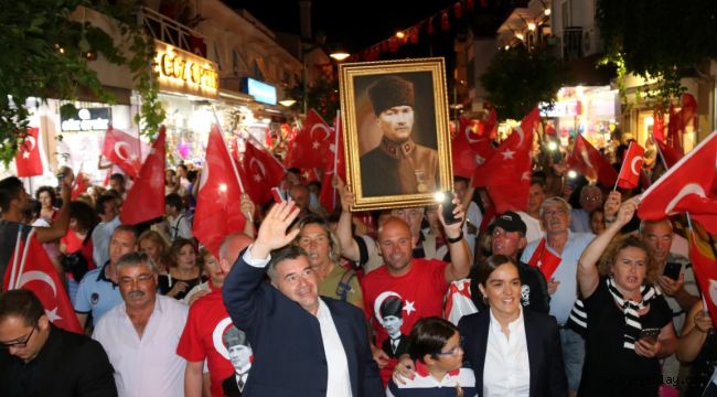 Çeşme'de 30 Ağustos coşkusu