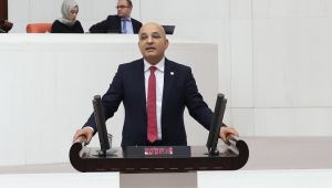 CHP'li Polat; "Gençlerimiz Hem İşsiz Hem de Devlete Borçlu"