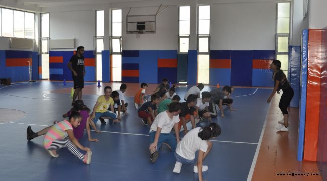 Çocuklara EÜ'den spor ve dans eğitimi