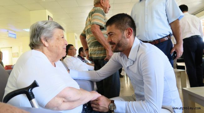 Foça'da Bayramlaşma 