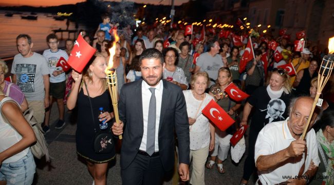 Foça Zafer Bayramını Kutladı 