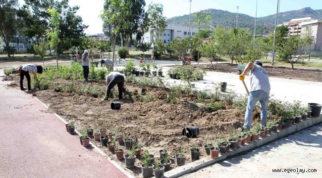 Karşıyaka'da park hamlesi