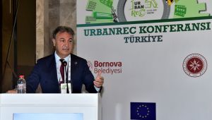Bornova Belediyesi Geri Dönüşüm'de örnek oluyor 