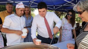 Buca'da aşure bereketi