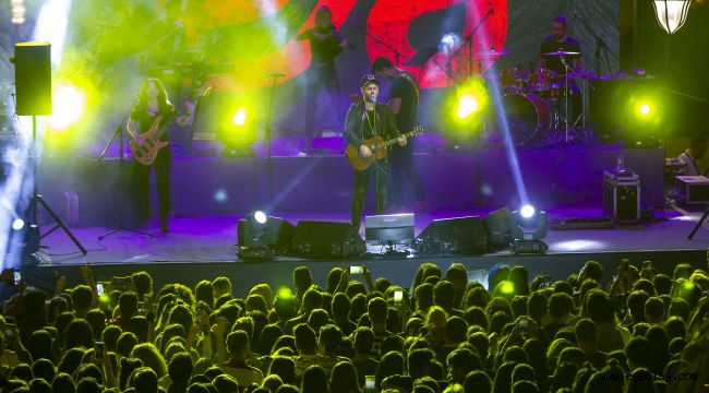 Emre Aydın'dan Muhteşem Performans