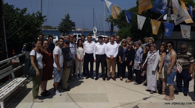 Foça Ak partiden basın açıklaması ve Kınama