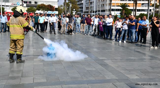 İzmir İtfaiyesi'nden başarılı yangın tatbikatı