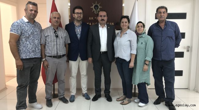 Milletvekili Kırkpınar, Karşıyaka'da vatandaşlarla buluştu