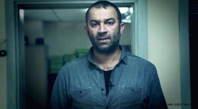 Oyuncu Şevket Çoruh'a İzmir'in göbeğinde bıçaklı saldırı!