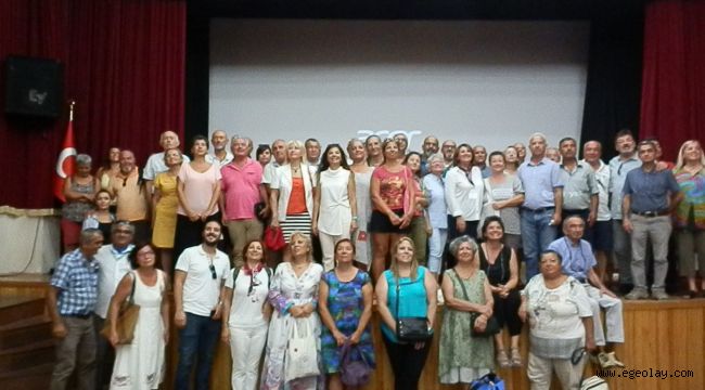 Yazlıkçılar İkametgahlarını Foça'ya Taşısın