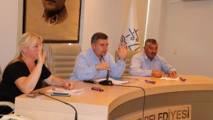 Çeşme'ye yeni hizmet binası için önerge