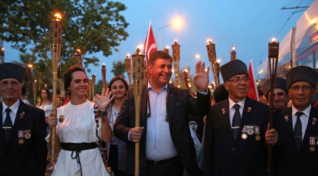 Cumhuriyet Bayramı'na dört dörtlük kutlama!