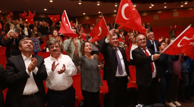 Güzelbahçe'de 96.yıl coşkusu 