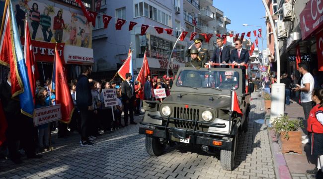 Menemen'de Cumhuriyet Bayramı coşkusu 