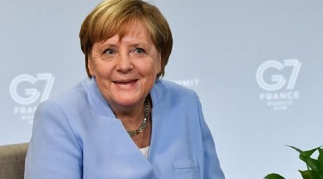 Merkel: Güç dengeleri değişiyor