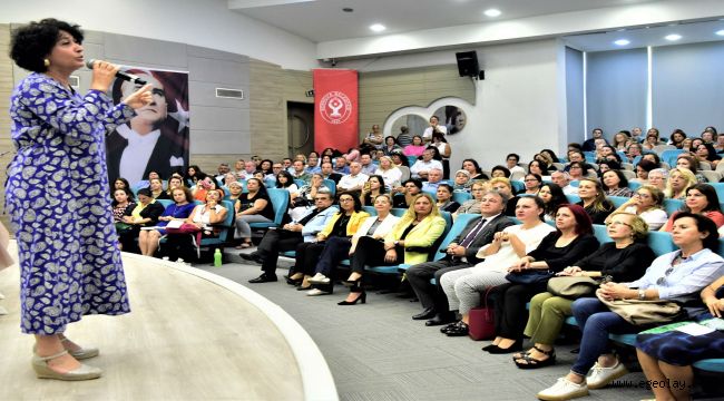 Neptün Soyer'den 'Kadın İşi Kooperatif' 