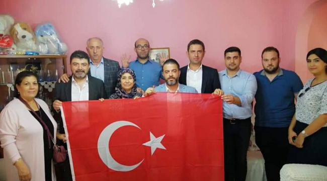 AK Parti İzmir Teşkilat Başkanı Kocabaş: " 3 koldan 7-24 alandayız..."