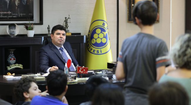 Başkan Kılıç'tan öğrencilere şampiyona öncesi kent brifingi