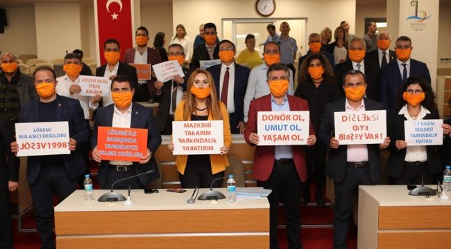 Bayraklı Belediyesi Meclisinden Farkındalık