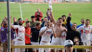 Bergama Belediyespor şampiyonluğa koşuyor