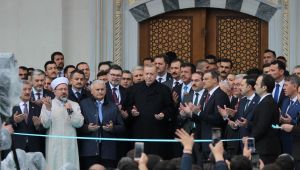 Cumhurbaşkanı Erdoğan İzmir'de Camii Açılışı Yaptı
