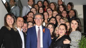 Gaziemir Belediye Başkanı Halil Arda'dan öğretmenlere: "Öğretmenlerimizin her zaman yanındayız"