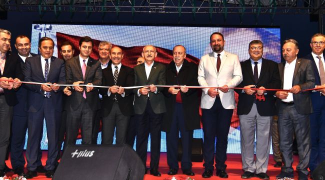 İzmir'de tarihi açılış