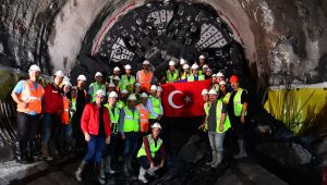 İzmir Narlıdere Metrosu'nda iki istasyon birleşti