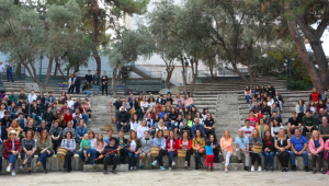 Kampüsteki zeytinleri zeytin yağı ve burs olacak!