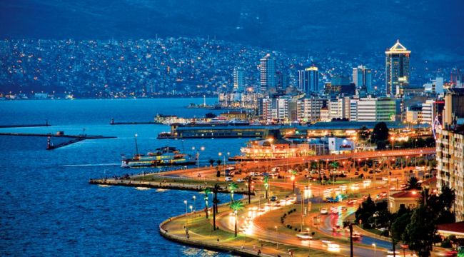 Alsancak Noel ve Yeni Yılı Birlikte Kutlayacak